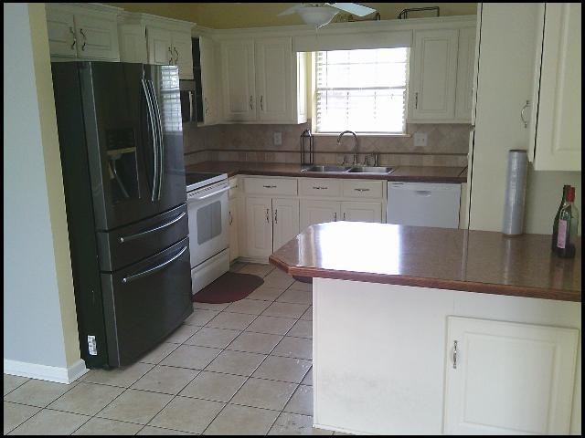 Building Photo - 12 Lauren Cove