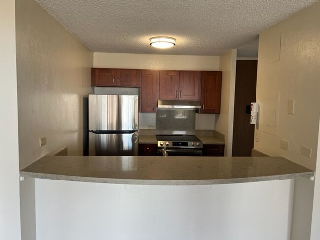 Building Photo - Pearl One - Fully Upgraded,Two Bedroom, On...