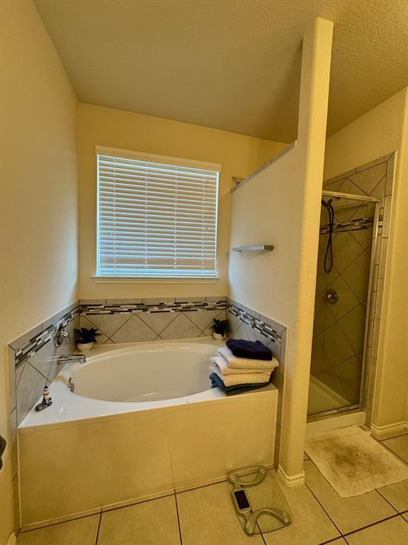 Building Photo - 401 Hyltin St