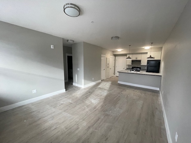 Building Photo - 1910 Strand Ave