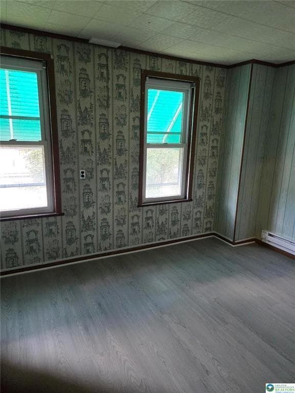 Building Photo - 145-146 E Center St