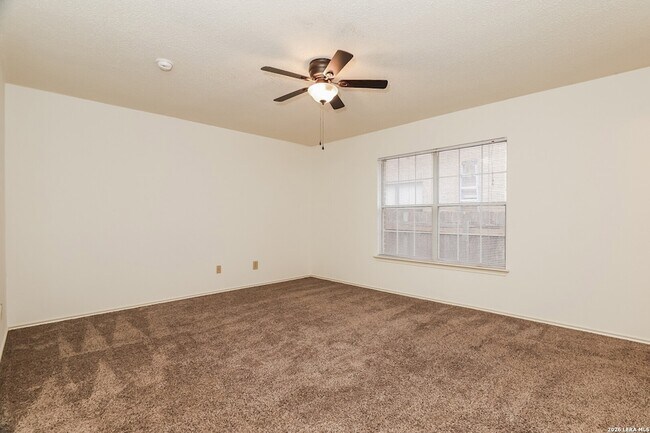 Building Photo - 11926 Auburn Brook