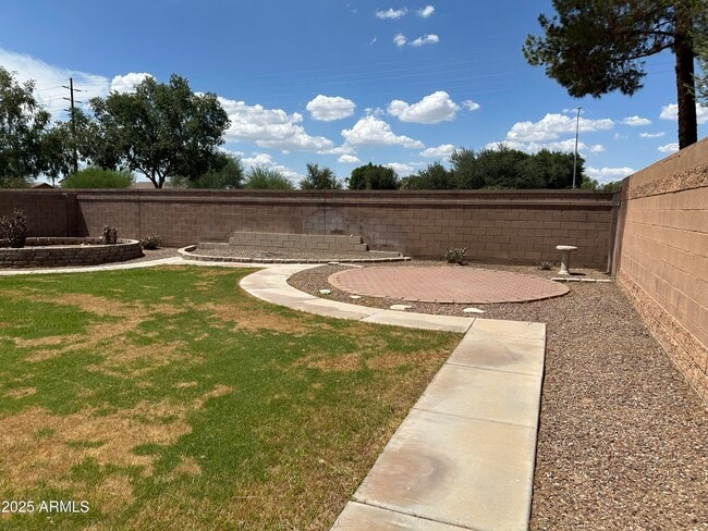 Building Photo - 200 W Flamingo Dr