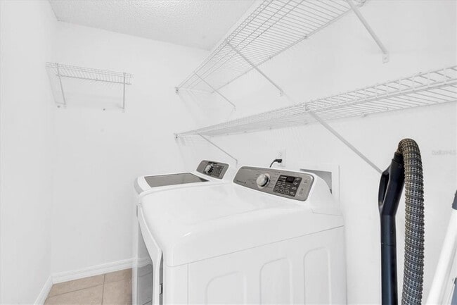 Building Photo - 3777 Mission Ct