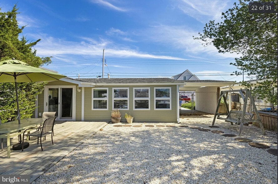 Building Photo - 52 Florence Ln