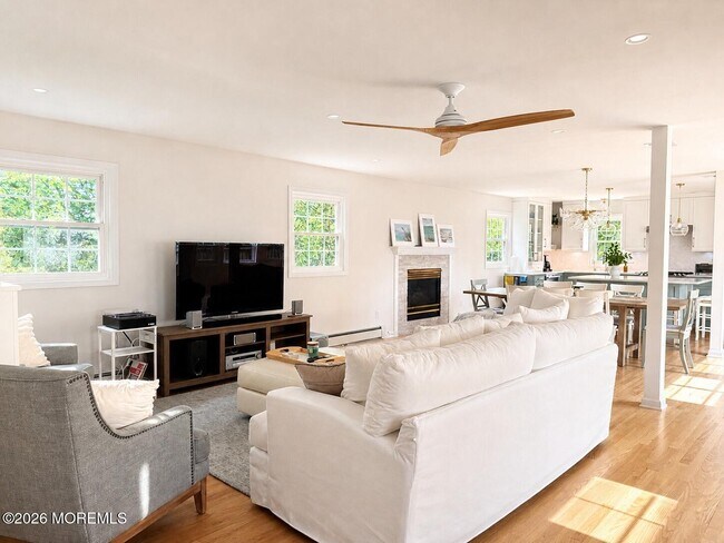 Building Photo - 561 Monmouth Ave