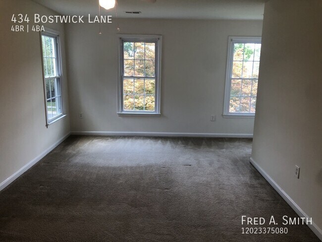 Building Photo - 434 Bostwick Ln