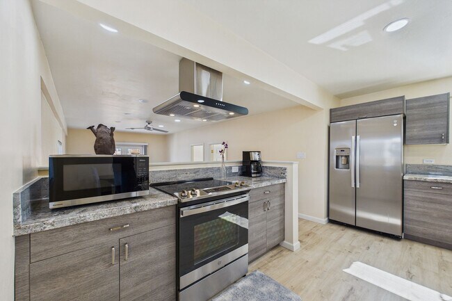 Building Photo - 1931 A St