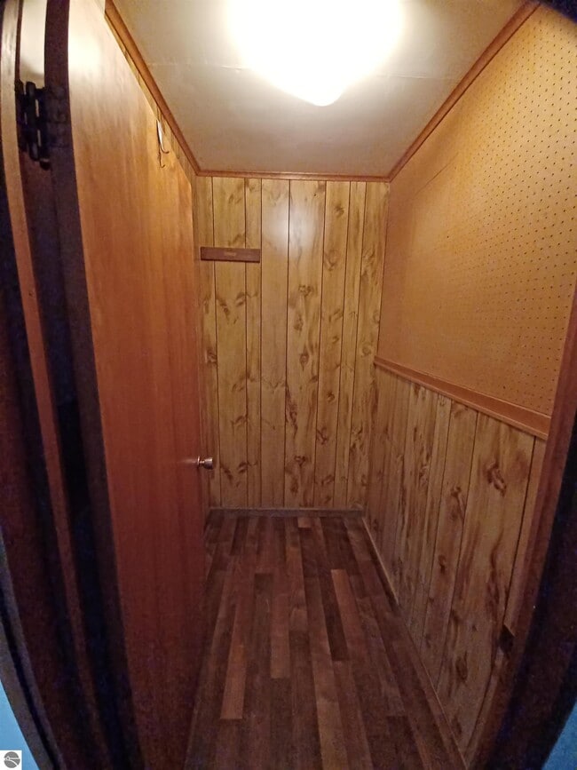 Building Photo - 2520 Oak St