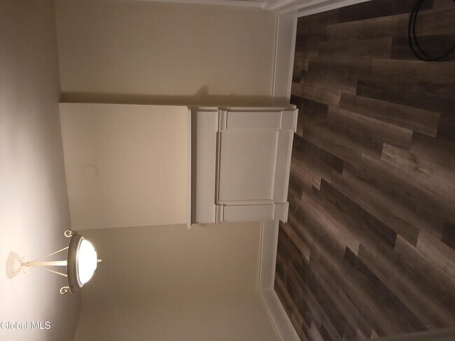 Building Photo - 509 23rd St