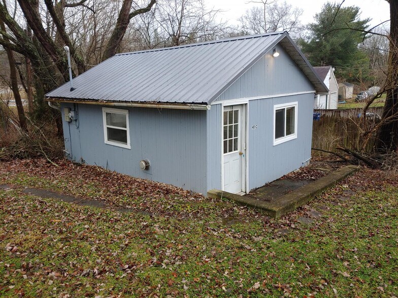 Front of Studio - 41 Hooper St