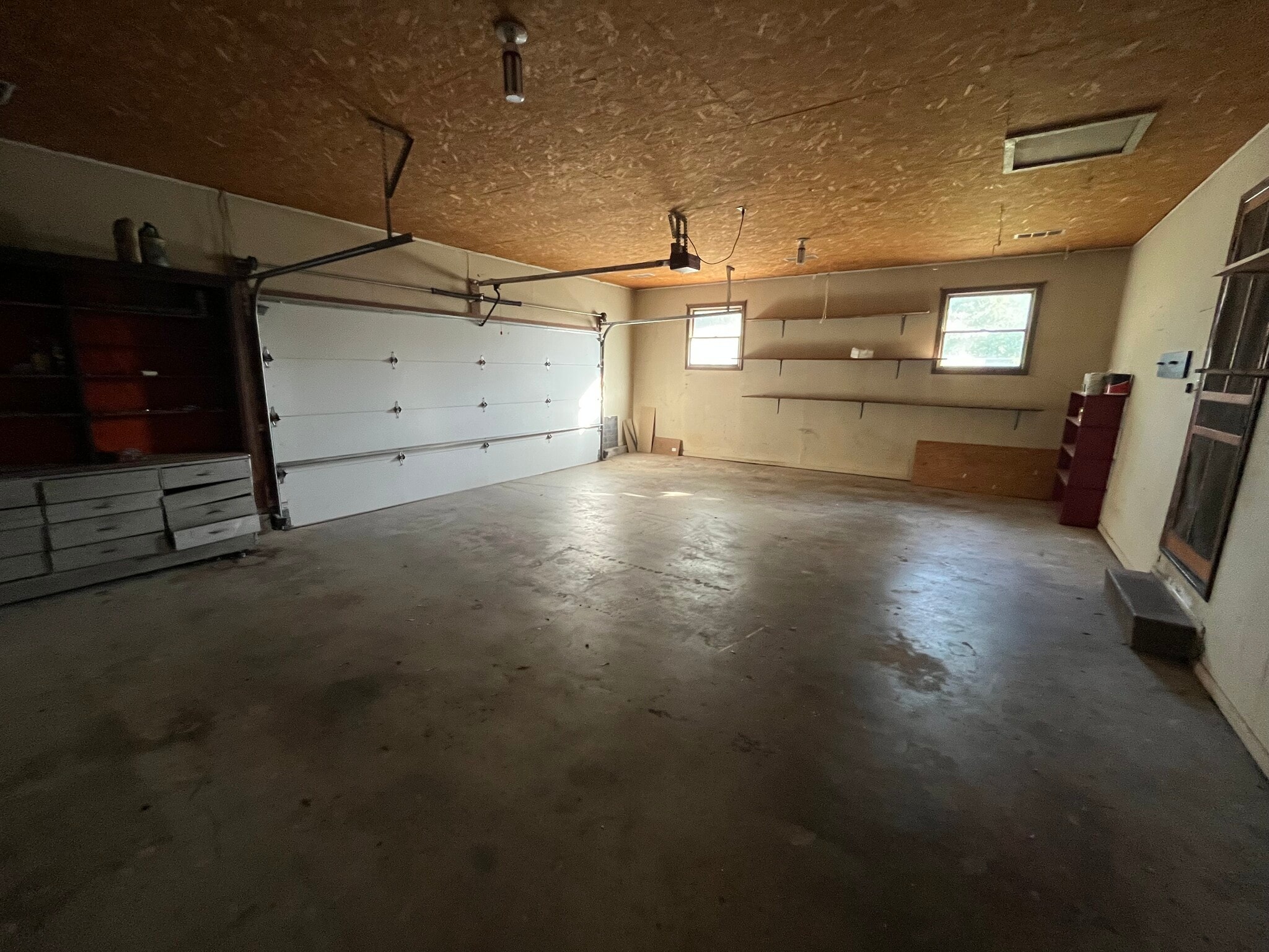 Building Photo - 617 Arnold Dr