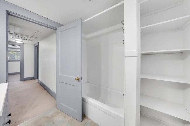 Building Photo - 1309 St Marys Blvd