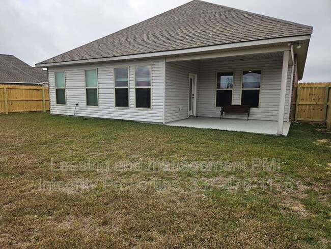 Building Photo - 26063 Purdy Ave