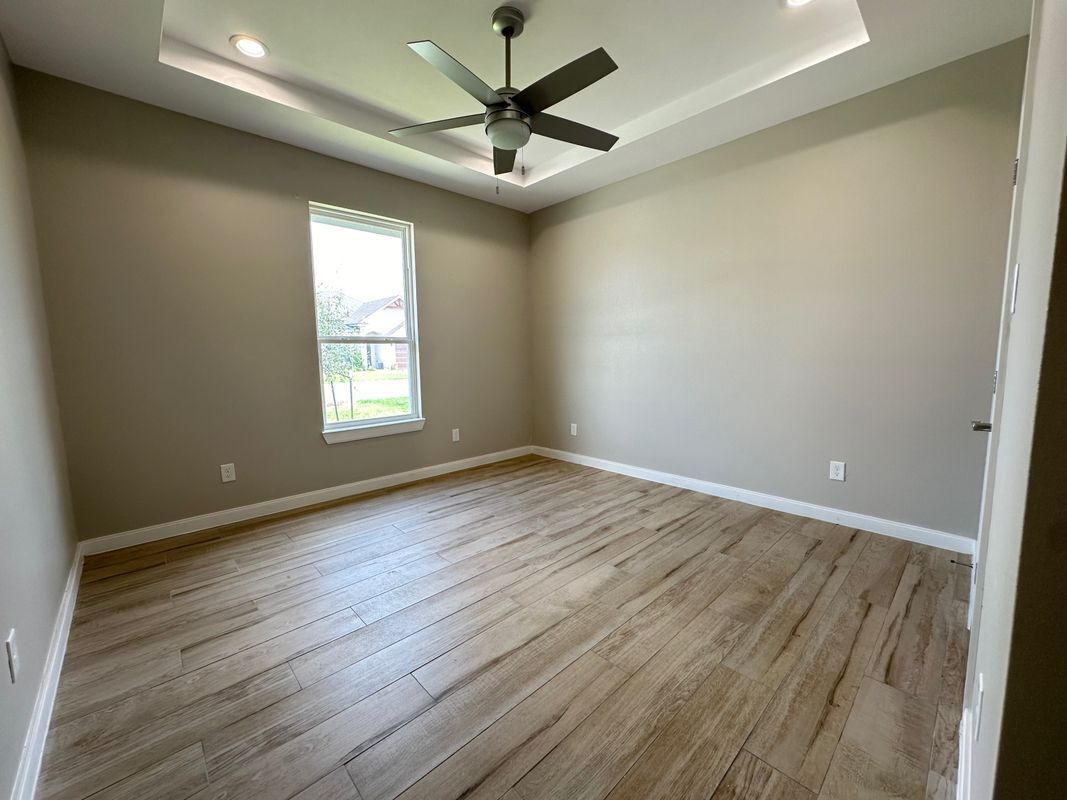 Building Photo - 2725 Kilgore Ave