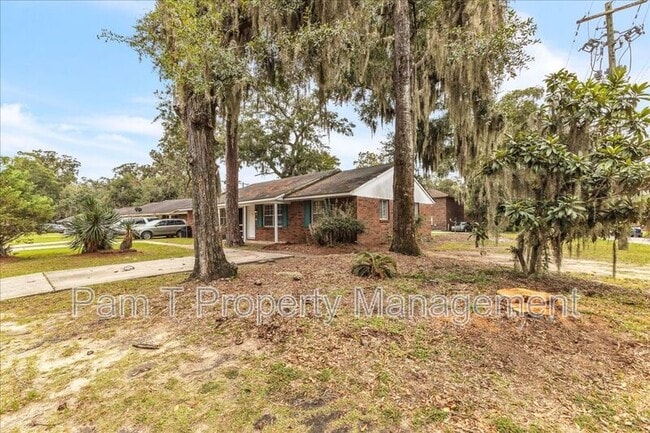 Building Photo - 5209 Jasmine Ave