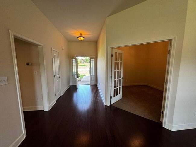 Building Photo - Available now in amazing location