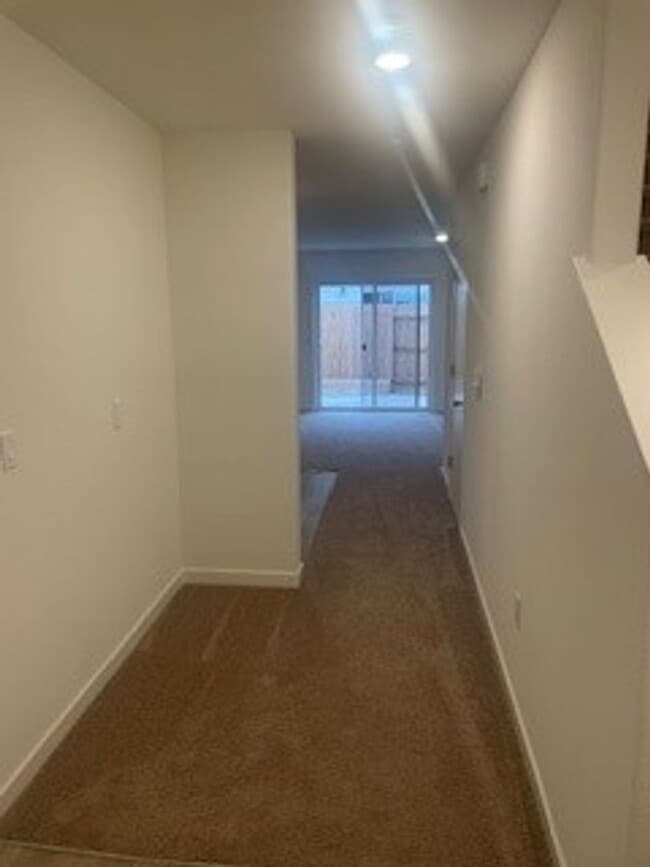 Building Photo - Brand New Townhouse for Rent