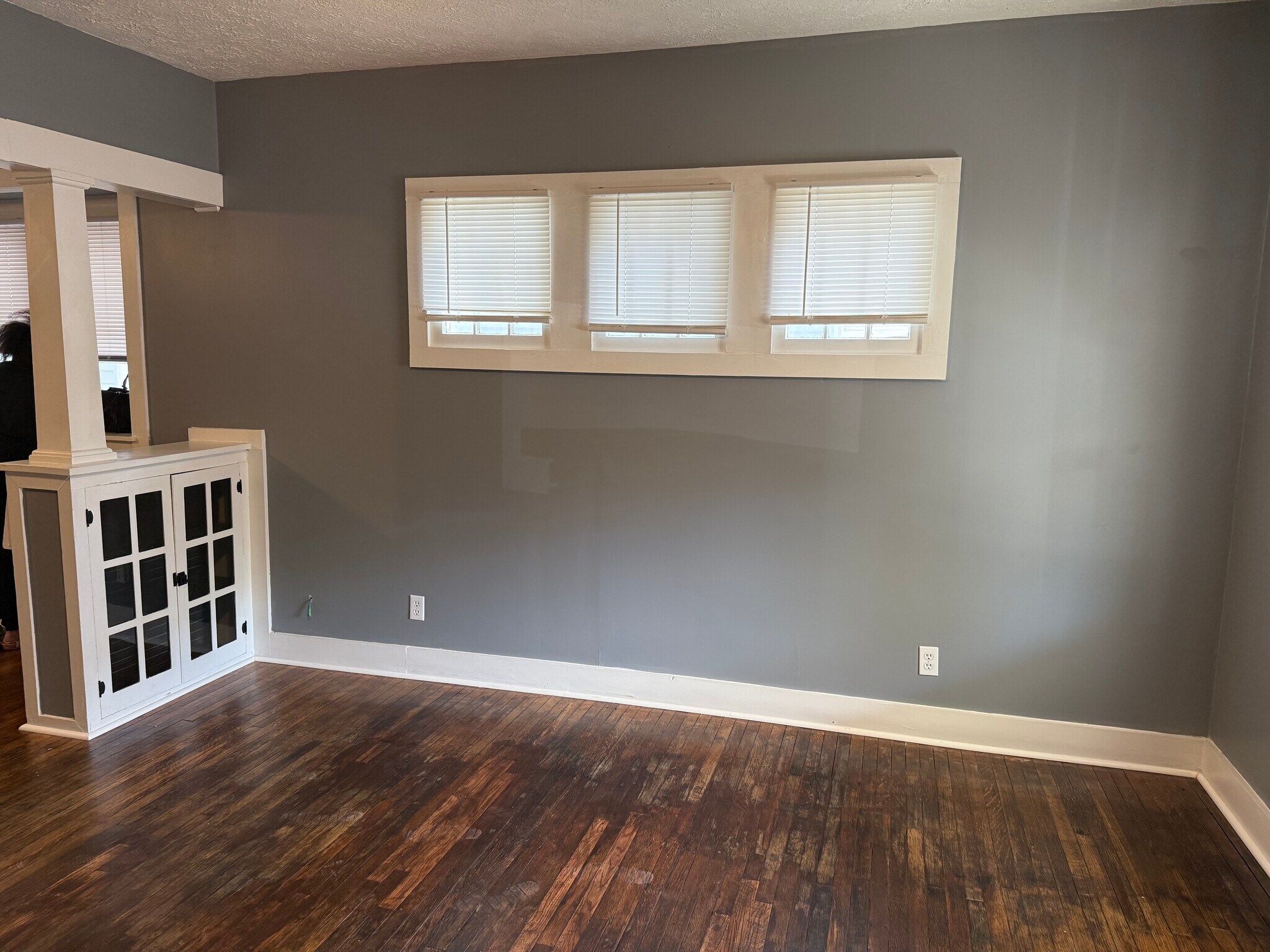 Building Photo - 5028 E New York St