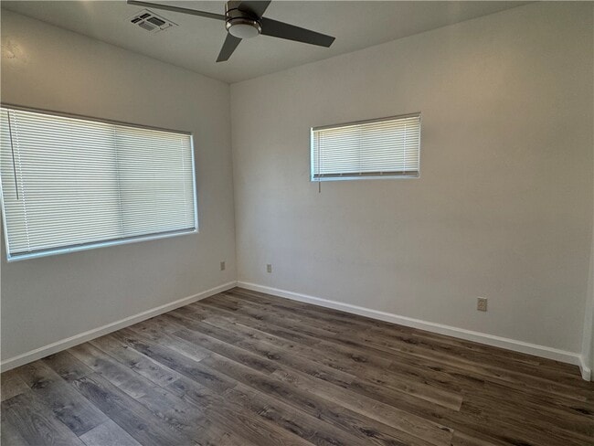 Building Photo - 1729 Ramar Rd