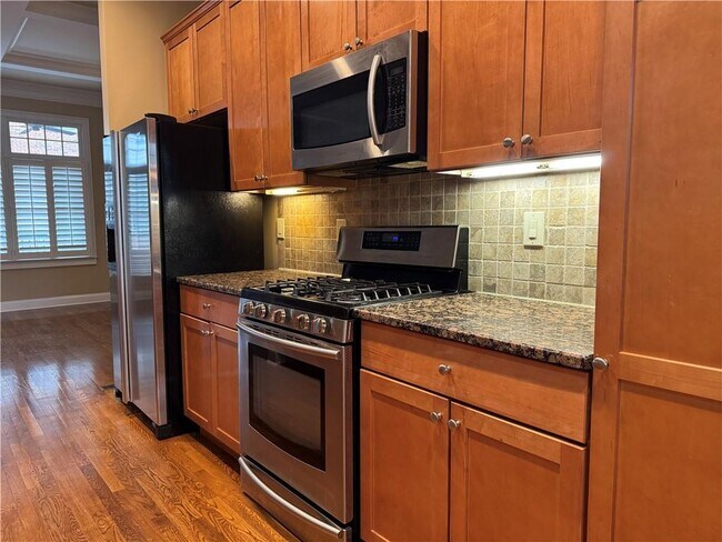 Building Photo - 1258 DeKalb Ave NE