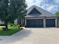 Building Photo - Executive Rental at The Villages at Wicklo...