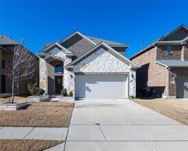 Building Photo - 2028 Deya Dr