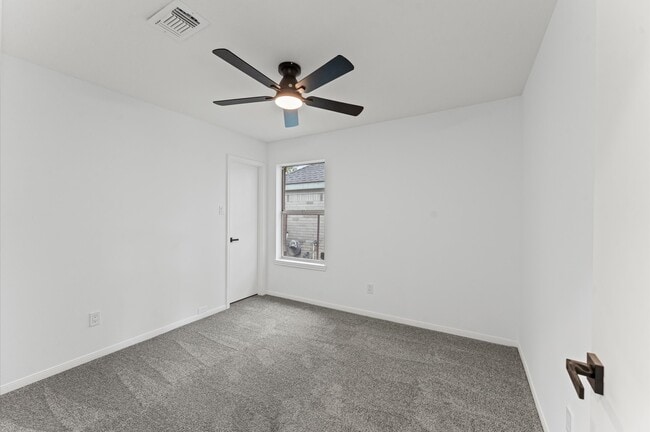 Building Photo - 17523 Hamilwood Dr