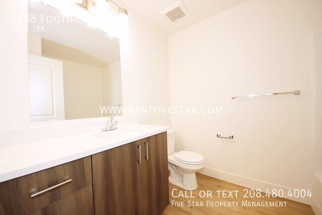 Building Photo - 2488 Foothill Blvd