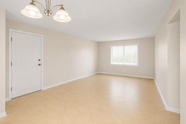 Building Photo - 4528 SW 54th St
