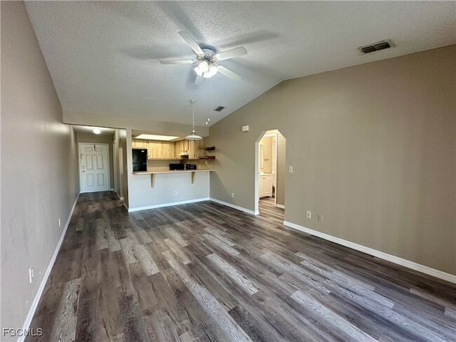 Building Photo - 829 Gleason Pkwy