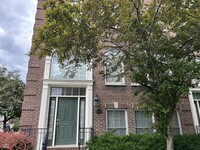 Building Photo - 8645 Meridian Square Dr