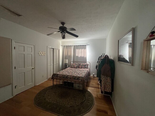 Building Photo - Charming East Nashville Home, 3 Bedrooms/3 baths, fenced yard