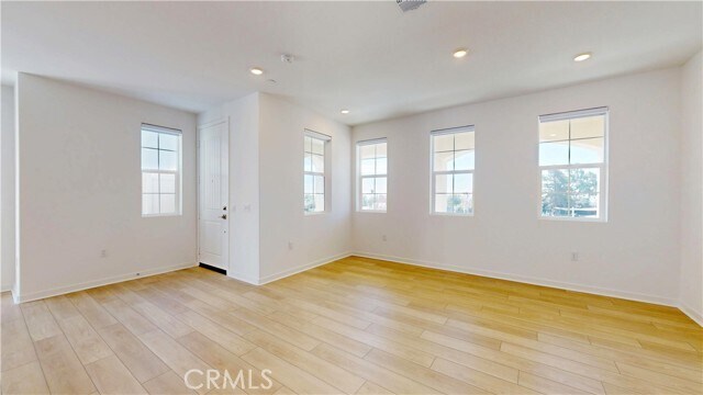 Building Photo - 8421 Gabrielino Ct