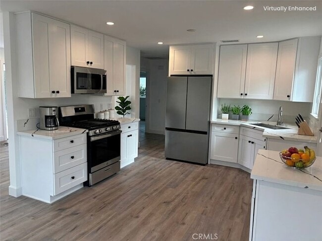 Building Photo - 2410 Gates Ave