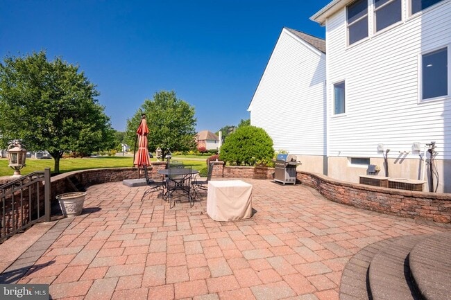 Building Photo - 19 Meadowlark Dr