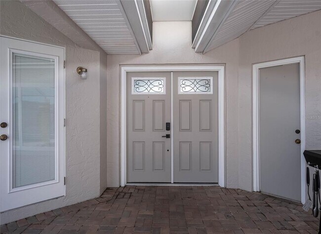 Building Photo - 222 Westwind Dr