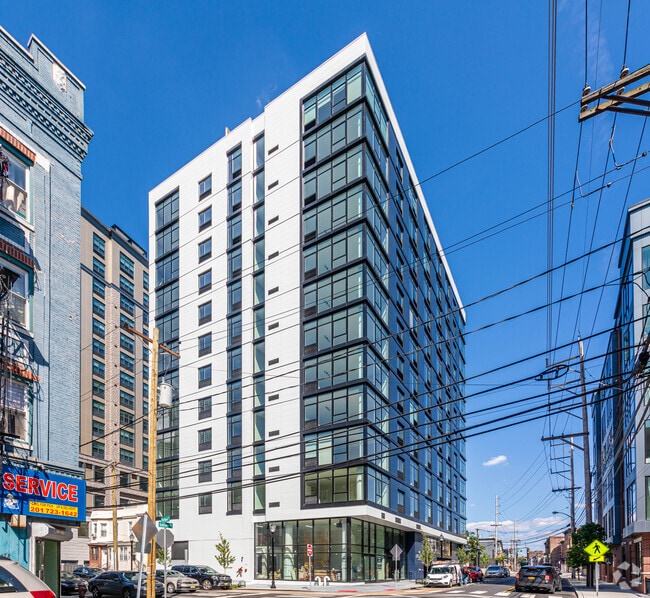 Building Photo - 345 Baldwin Ave