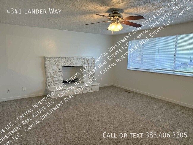 Building Photo - 4341 Lander Way