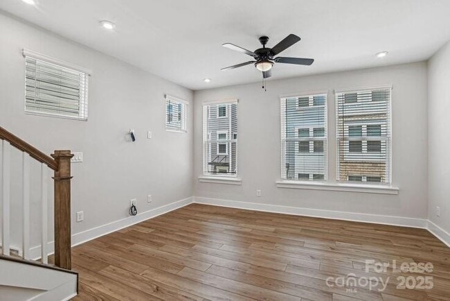 Building Photo - 4375 Raleigh St