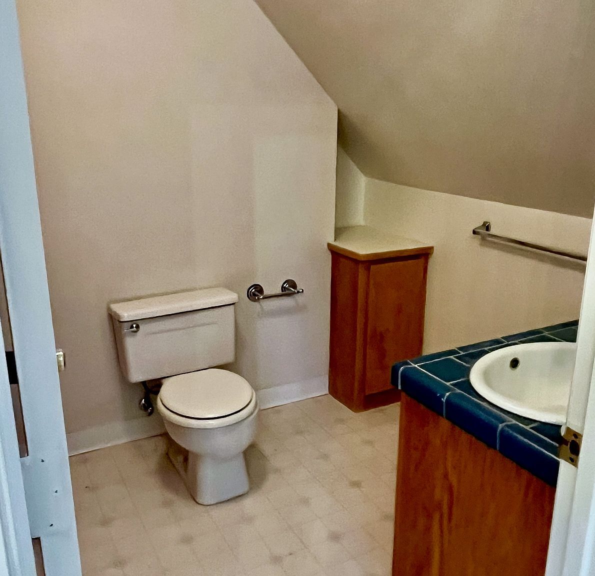 Building Photo - 11551 Forest View Dr