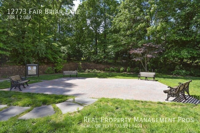 Building Photo - 12773 Fair Briar Ln