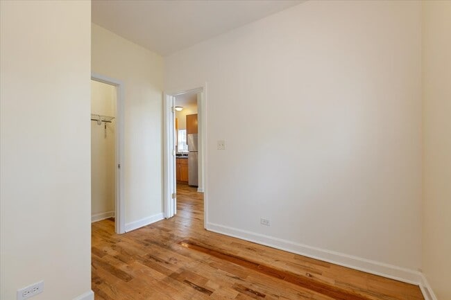 Building Photo - 1234 W 49th Pl