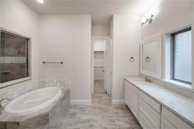 Building Photo - 860 Avery St