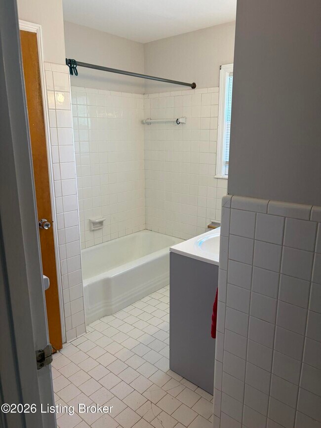 Building Photo - 3101 Sunny Ln