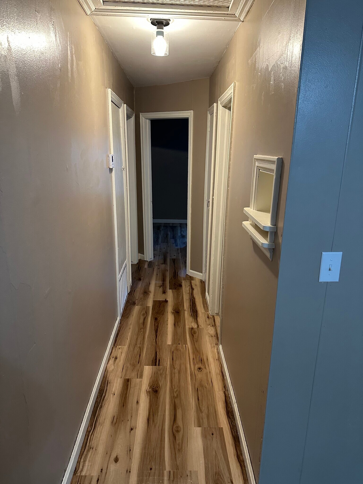 Building Photo - 516 N 5th Ave