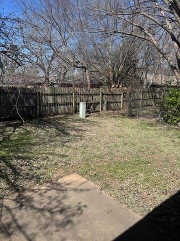 Building Photo - 1311 N Fretz Ave