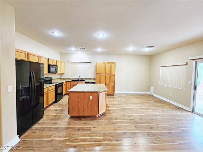 Building Photo - 5561 Carrara Pointe St