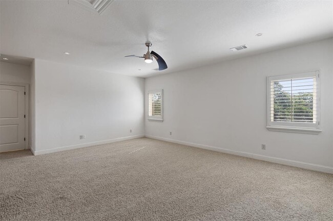 Building Photo - 8917 Villa Norte Dr