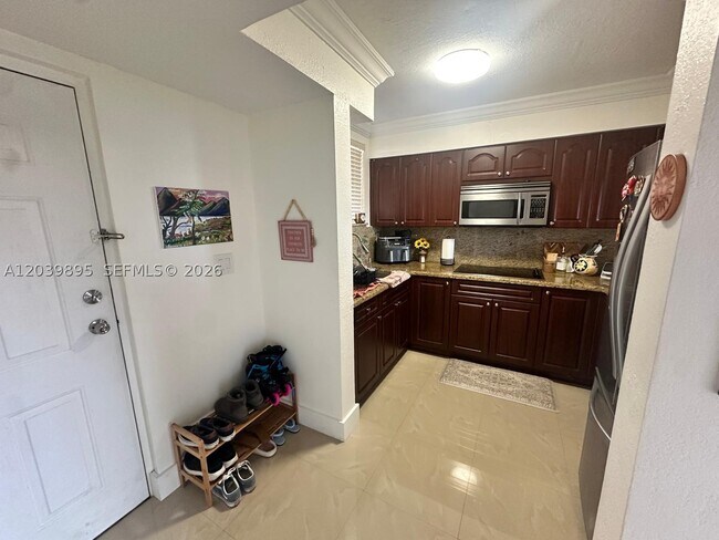 Building Photo - 14951 SW 82nd Ln